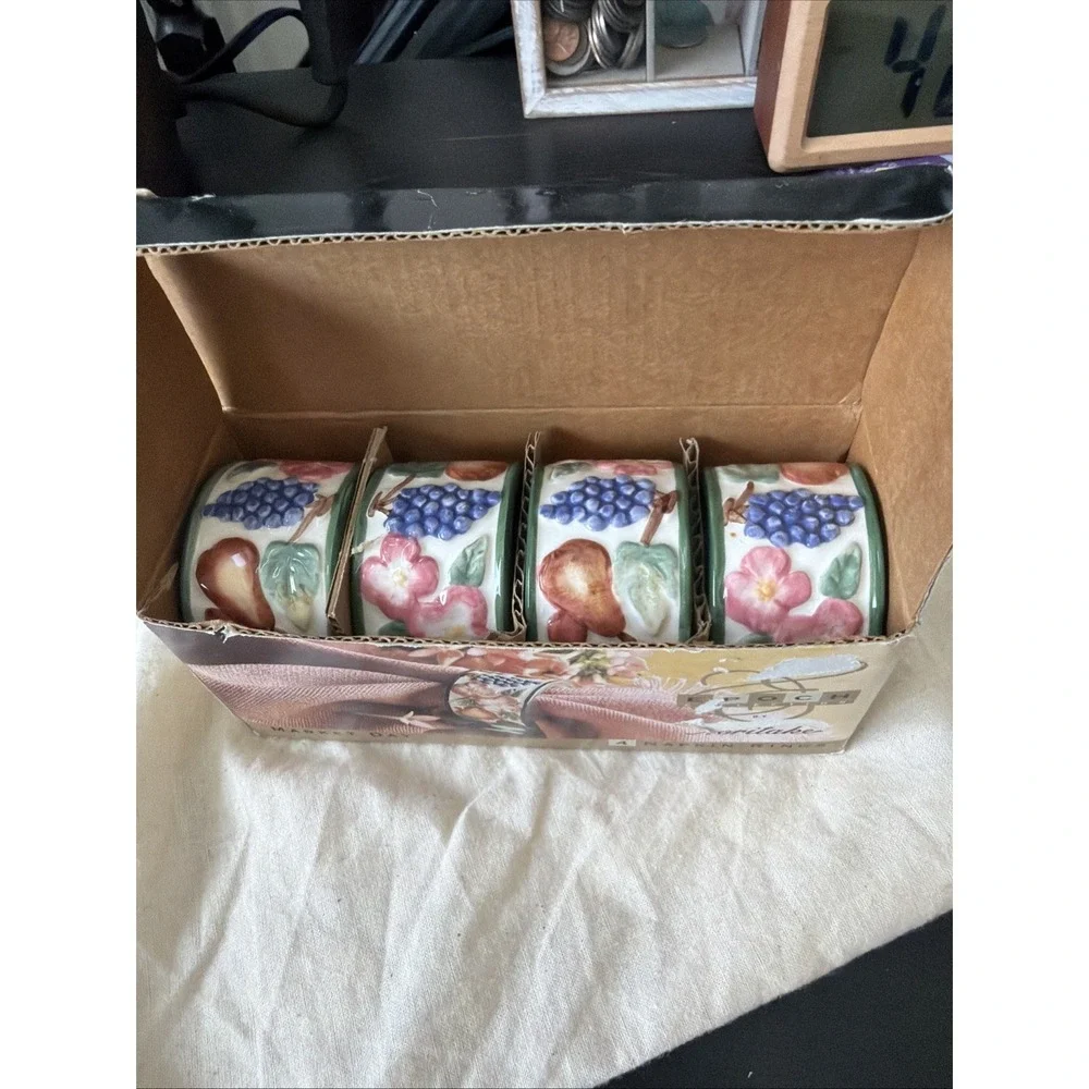 Noritake Napkins Rings Epoch Pattern E801, set of 4, Discontinued Pattern Retire